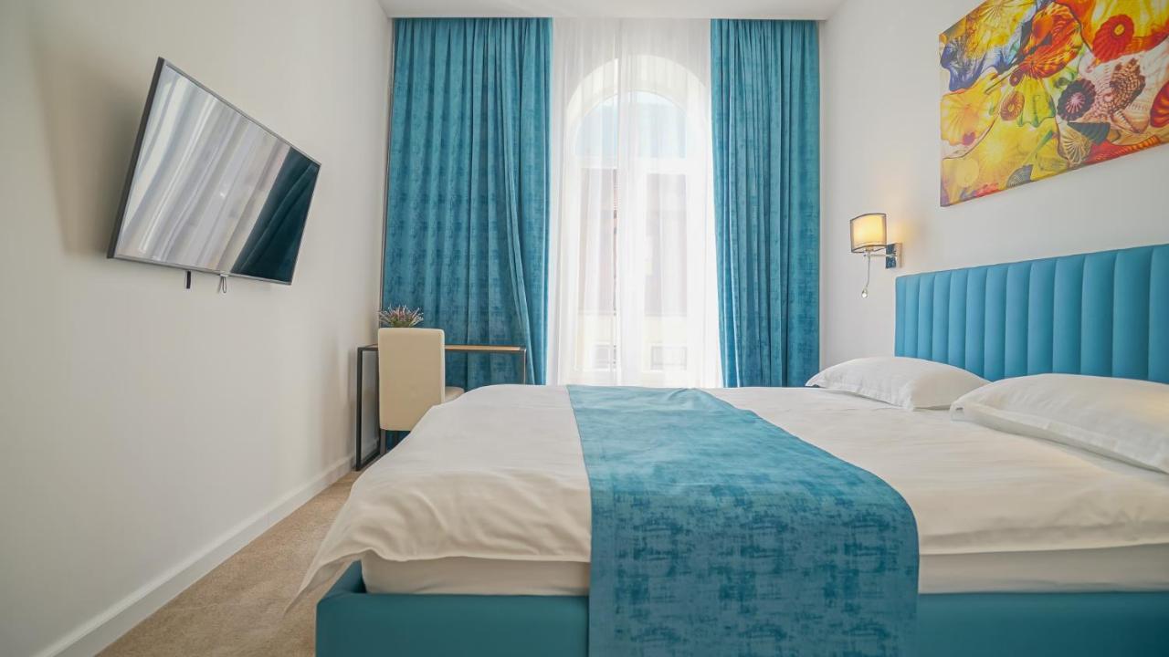 Zoom Rooms Brasov Exterior photo